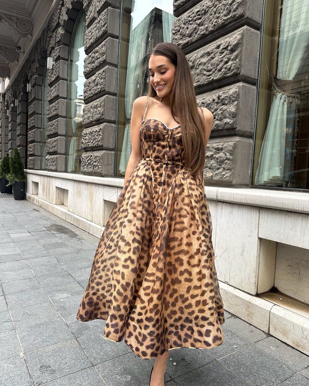 Emily Midi